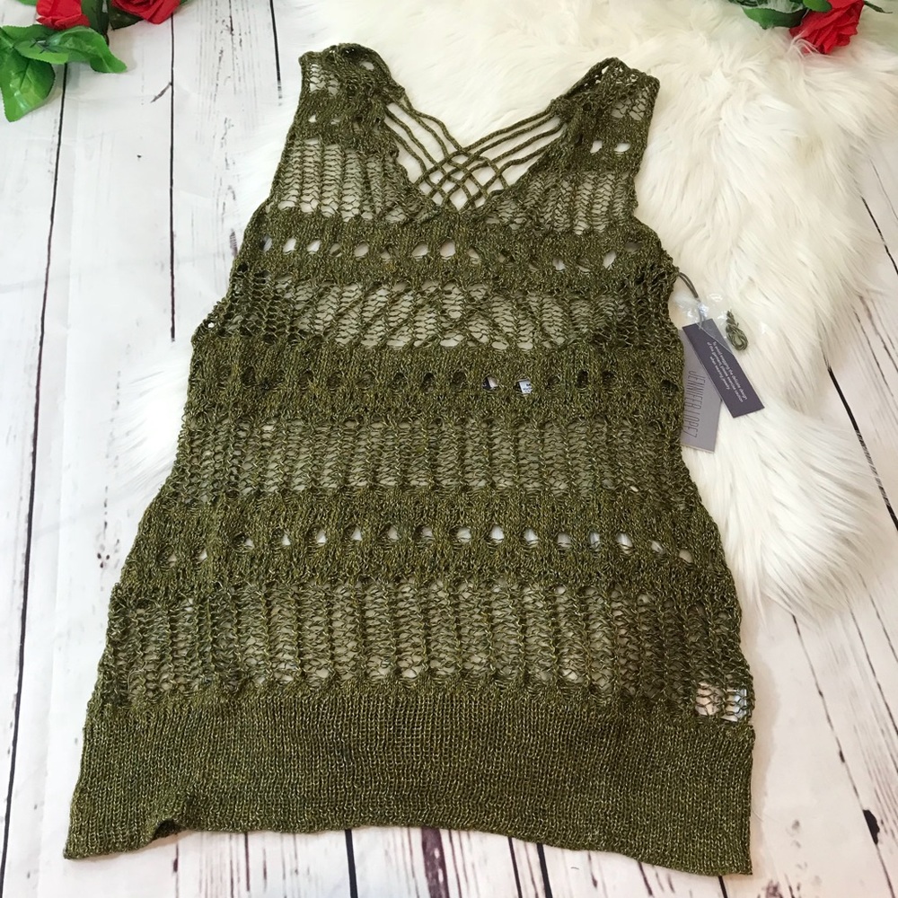 NWT Jennifer Lopez medium golden moss tanktop